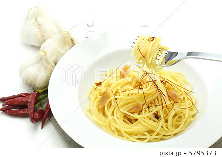 スパゲティ　ペペロンチーノ 5795373