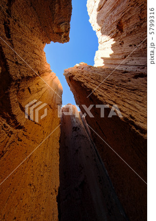 Cathedral Gorge State Park, Nevada USA Cathedral Gorge State Park, Nevada USA 5799316