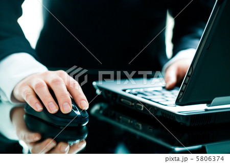 Hand on the mouse 5806374