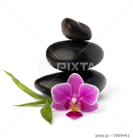 Zen pebbles balance. Spa and healthcare concept. 5809461