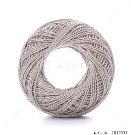 spool of grey thread 5810558