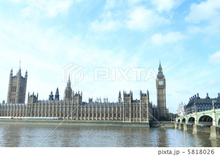 ビッグベンと英国国会議事堂の写真素材