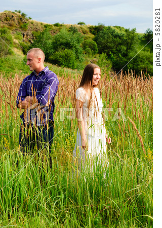 Cpuple on nature Cpuple on nature 5820281