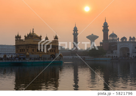 Golden Temple, Amritsar Golden Temple, Amritsar 5821796