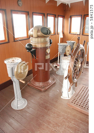 戦艦「三笠」の操舵室（三笠公園／神奈川県横須賀市稲岡町） 5841575