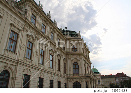 ベルヴェデーレ 5842483