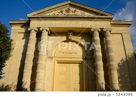 フランス　パリ　オランジュリー美術館 5843096