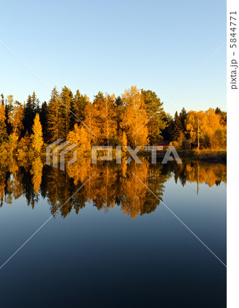 lake 5844771