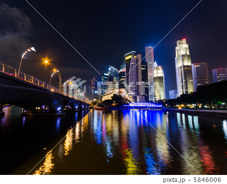 Singapore 5846006