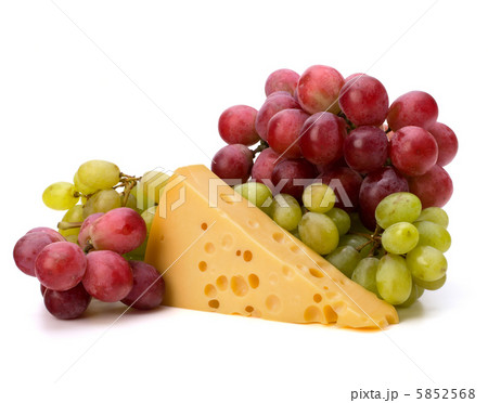 Perfect bunch of grapes and cheese Perfect bunch of grapes and cheese 5852568