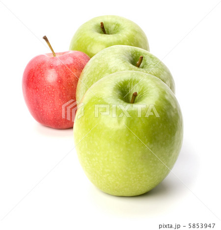 apples isolated on white background apples isolated on white background 5853947