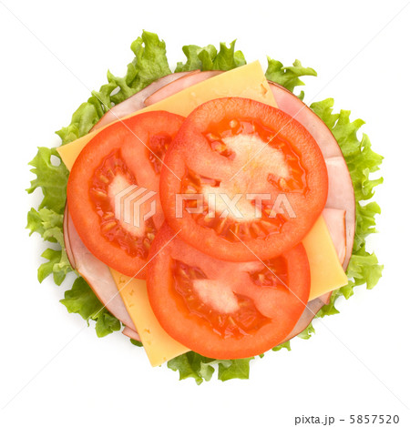 Healthy open sandwich with lettuce, tomato, smoked ham and chees 5857520