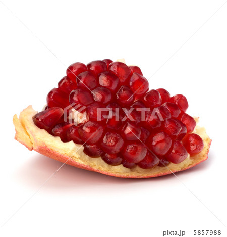Ripe pomegranate piece Ripe pomegranate piece 5857988