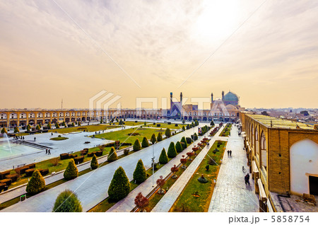 世界遺産イマーム広場(イラン、イスファハーン) 5858754