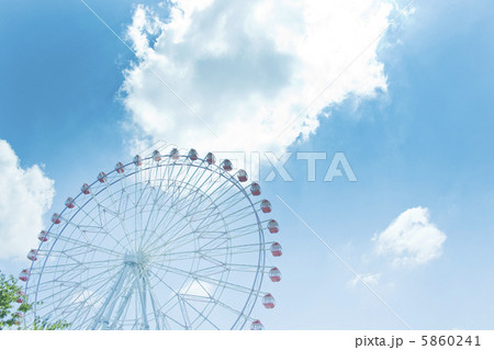 青空と観覧車 青空と観覧車 5860241