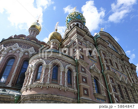血の上の救世主教会(ロシア：サンクトペテルブルク)の写真素材 [5864847] PIXTA