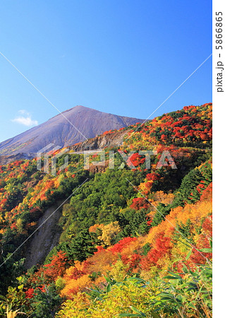 紅葉の磐梯吾妻スカイライン・天狗の庭 5866865