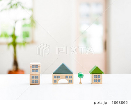 ミニチュアの家 5868866