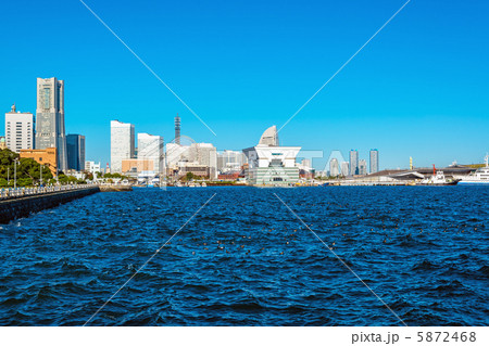 横浜みなとみらい(山下公園、氷川丸より) 横浜みなとみらい(山下公園、氷川丸より) 5872468