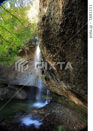 月待の滝 5883151