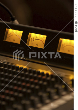 ミキシングテーブル 5884498