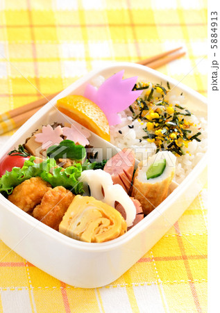 春のお弁当 春のお弁当 5884913