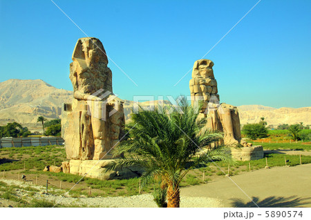 colossi of memnon in Luxor Egypt 5890574