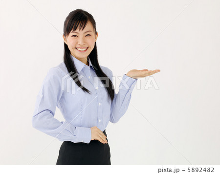 案内・女性・白バック 案内・女性・白バック 5892482