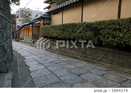 石塀小路 5894379