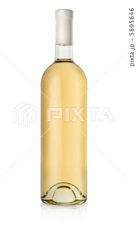 Bottle of white wine 5895646