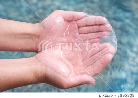 Jellyfish in hand 5895909