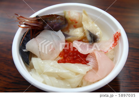 海鮮丼 5897035