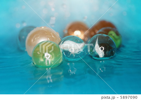 Balls and water 5897090