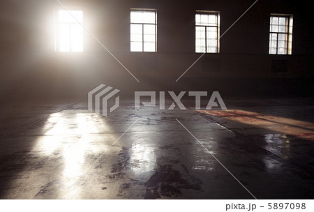 Sunlight in the darkness 5897098