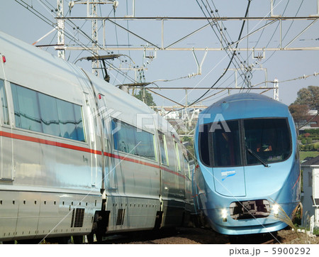 特急ロマンスカー 60000系 町田駅付近 特急ロマンスカー 60000系 町田駅付近 5900292