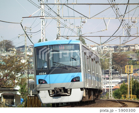 小田急線 4000形 町田駅付近 小田急線 4000形 町田駅付近 5900300