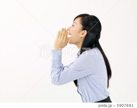 応援する女の子 5907691