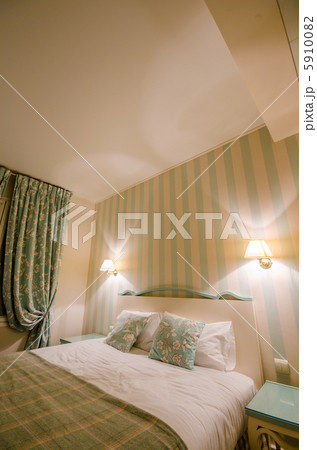 Hotel room with double bed Hotel room with double bed 5910082