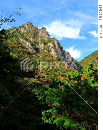 雪彦山の紅葉 5910643