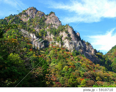 雪彦山の紅葉 5910710