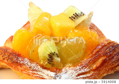 フルーツデニッシュの果物の部分 5914008