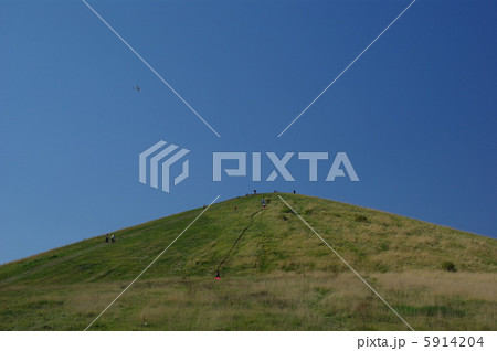 晴天のモエレ山 5914204
