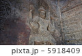 三界をまたぐヴィシュヌ神 5918409