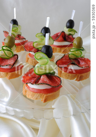 Canapés with salami Canapés with salami 5930369