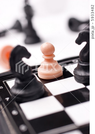 Chess figures on board 5933482