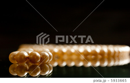 Ivory beads on black 5933665