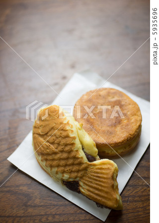 たい焼きと今川焼き たい焼きと今川焼き 5935696