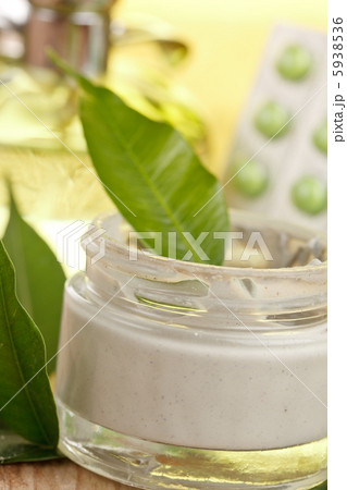botte of organic cream botte of organic cream 5938536