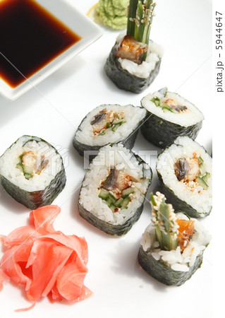 sushi with soy sauce 5944647