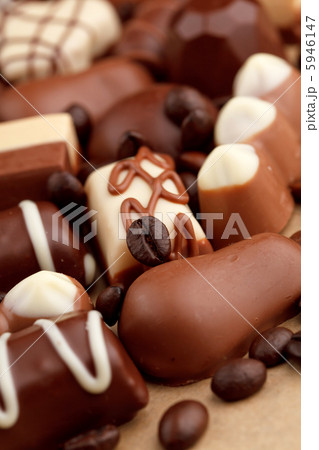 chocolate sweets 5946147